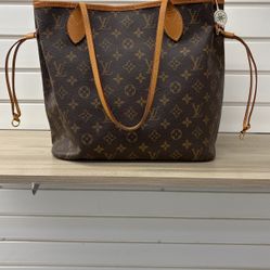 Louis Vuitton - Neverfull