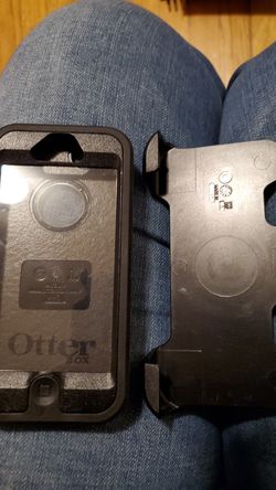 Iphone 6 Otterbox Case w/ Clip