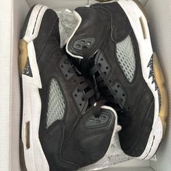 Size 7y Jordan Oreo 5’s