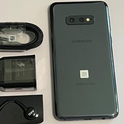 Samsung Galaxy S10e  , Unlocked   for all Company Carrier ,  Excellent Condition  Like New