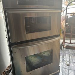 Microwave And Stove Together 