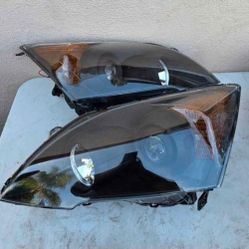 07-11 Honda CRV Projector Headlights
Luces Focos Micas Faros Faroles
Headlamps
