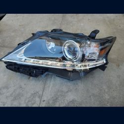 2013 - 2015 LEXUS RX RX300h RX350 LEFT HEADLIGHT DRIVER SIDE HALOGEN  W/ LED ACCENT GENUINE USED. D3