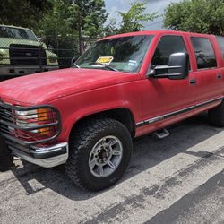 1997 GMC Suburban on offerup