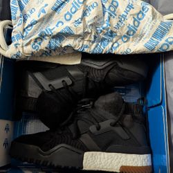 Alexander Wang Adidas Size 6 Y