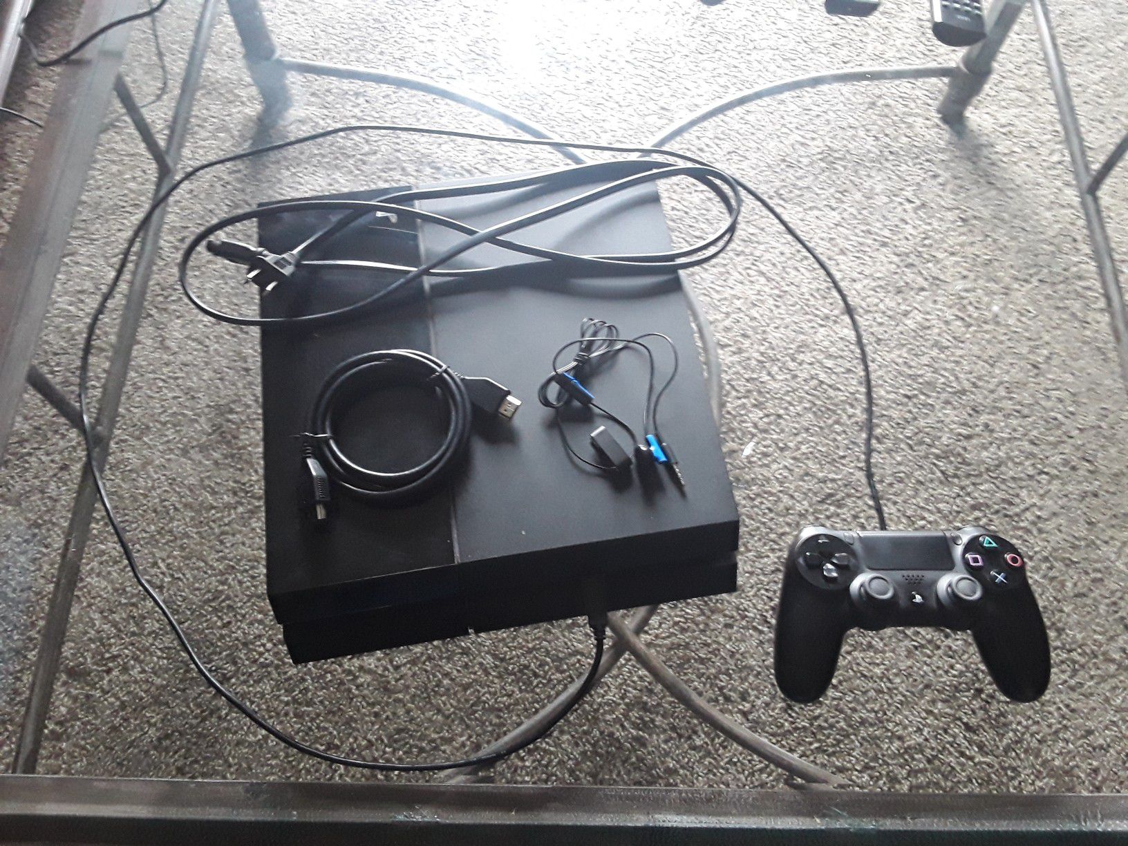 Playstation 4 with Controller and unused chat earpiece