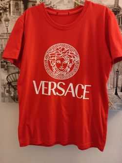 Red Versace T-shirt With White Logo.