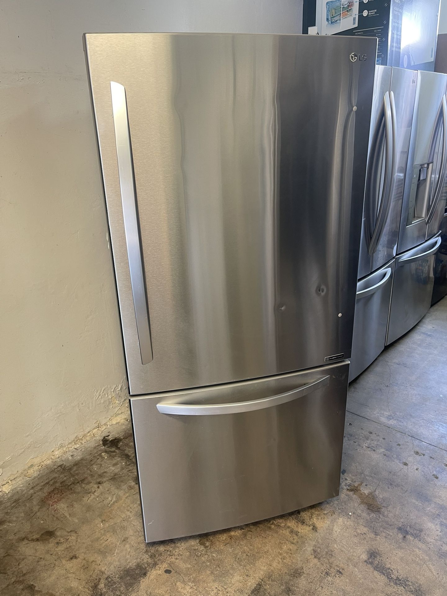 Refrigerator LG