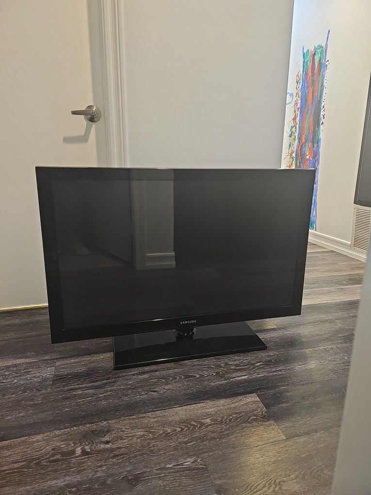 50 Inch Samsung TV