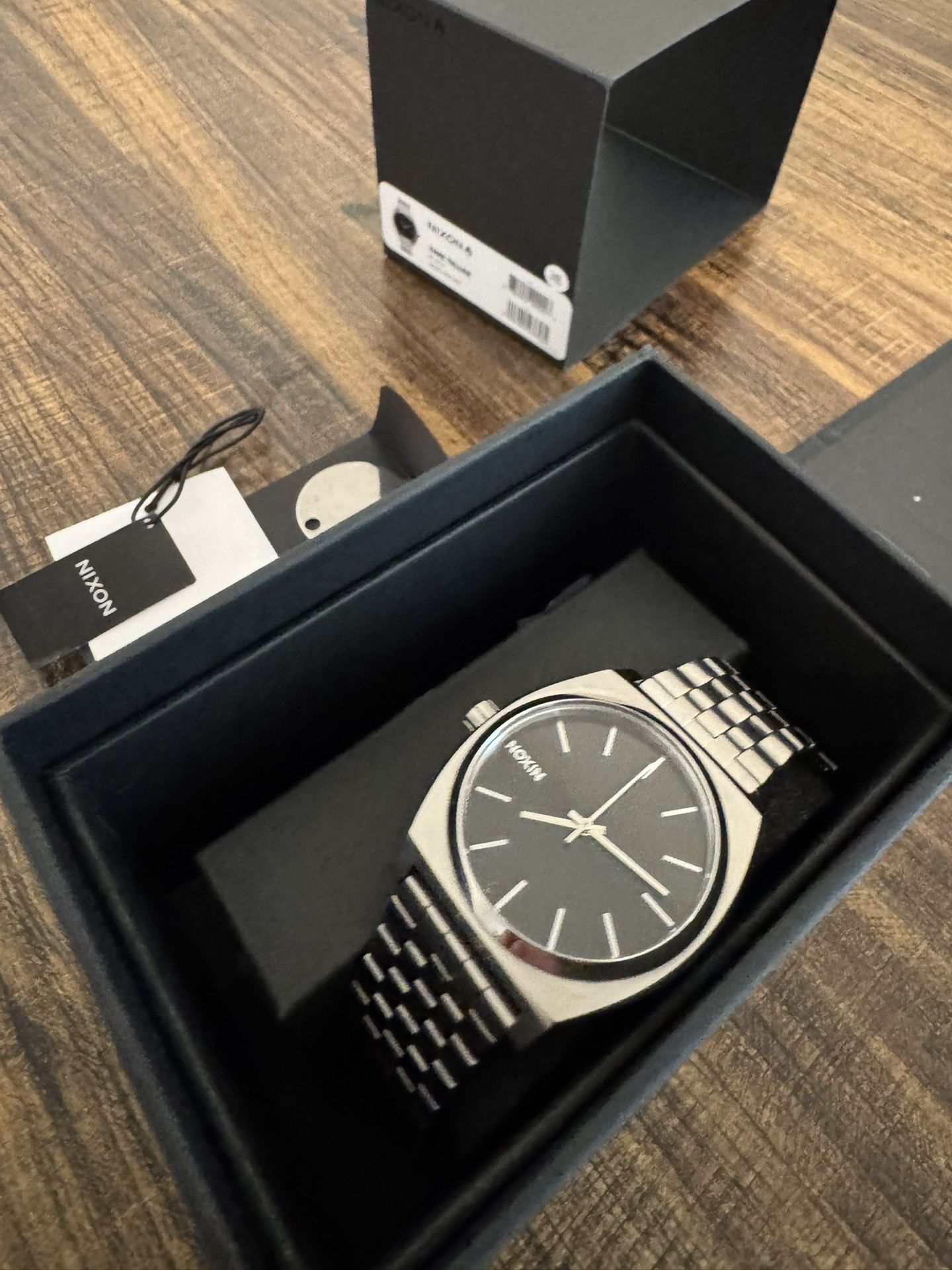 Brand New Nixon Time Teller