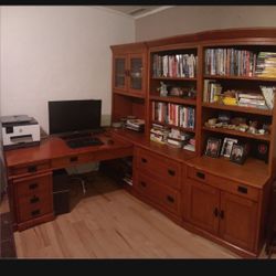 6 Piece Matching Desk Set