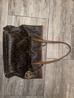 Michael Kors Handbag Woman
