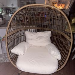 Egg Chair 