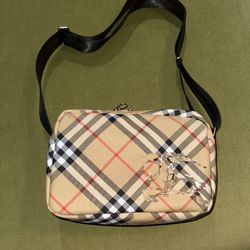 Burberry Messenger Bag 