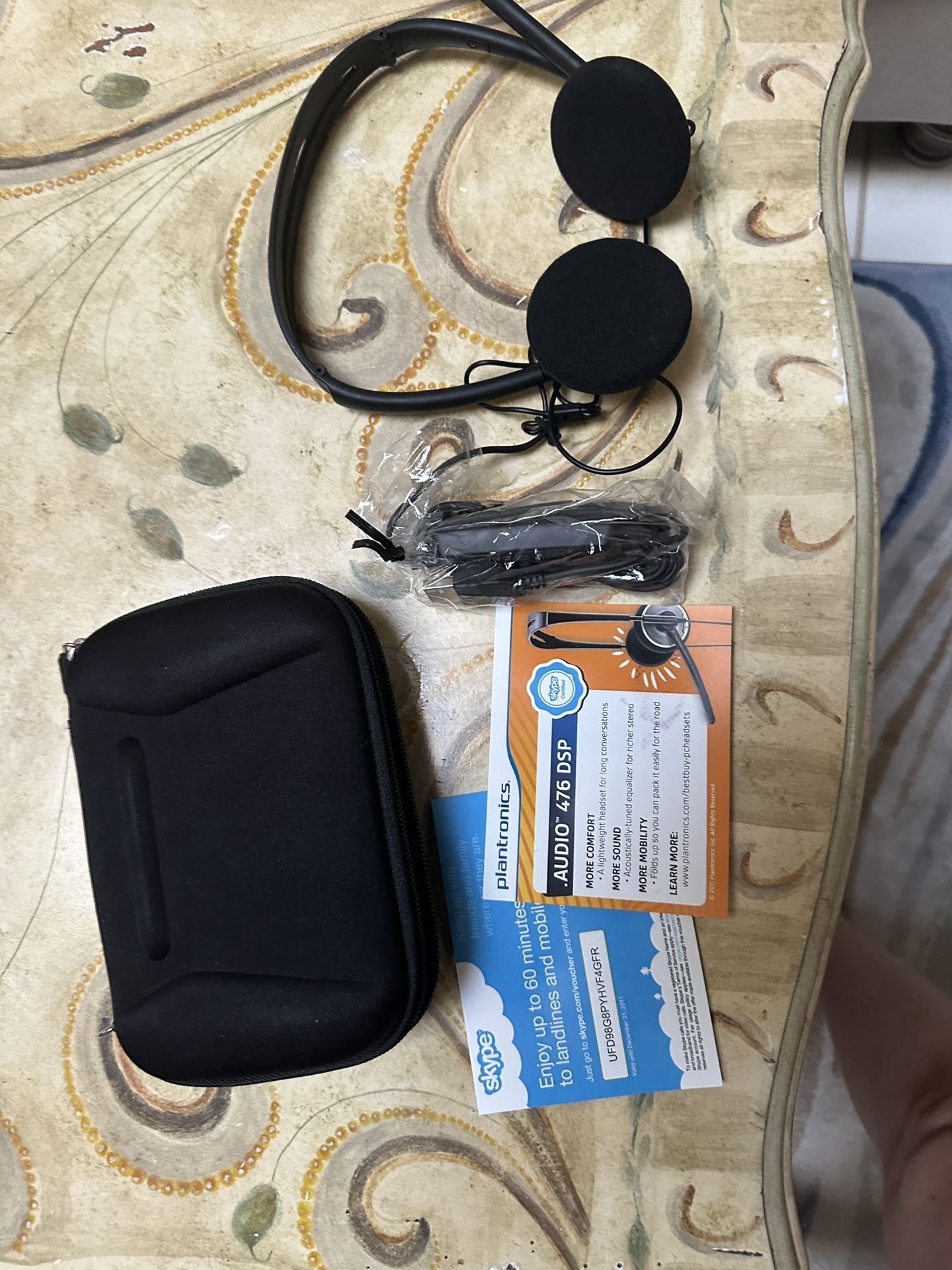 NEW Plantronics .Audio 476 DSP USB Headset — Never Used — Foldable with Case