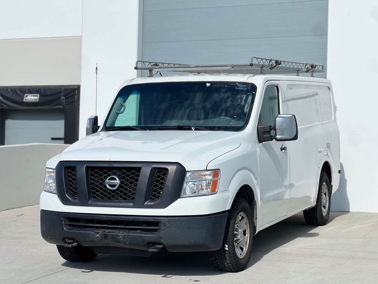 2016 Nissan NV