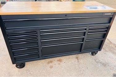 Husky 61” 15-Drawer Mobile Workbench (New)