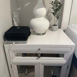 Bedroom Set For Sale 