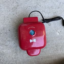 Dash Red Egg Bike maker machine