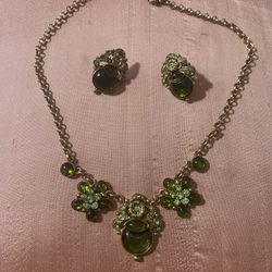 Very antique $25 set