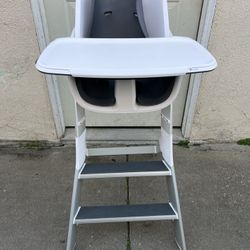 4 MOMS BABY HIGH CHAIR 