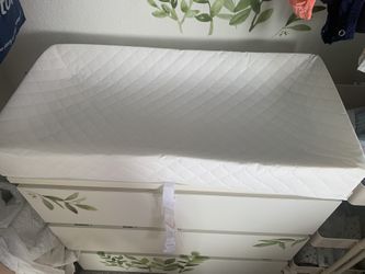 Like New Changing Pad