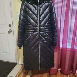 Long puffer jacket