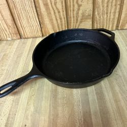 Lodge Black Iron Skillet 10”