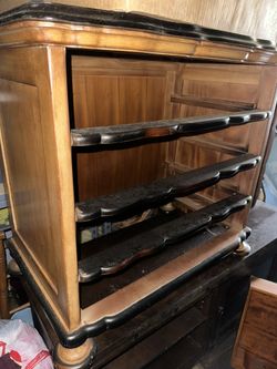 Dresser