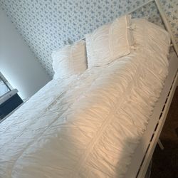 Bedroom Set