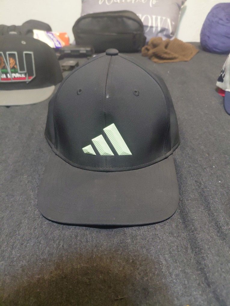 ADIDAS Snapback