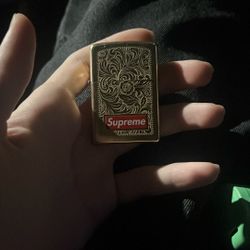 Floral Supreme Zippo Lighter
