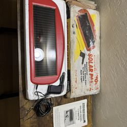 Amorphous Solar Panel Trickle Charger 