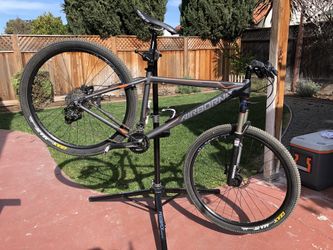 Airborne seeker 29 mountain bike sale