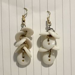 Cute button earrings