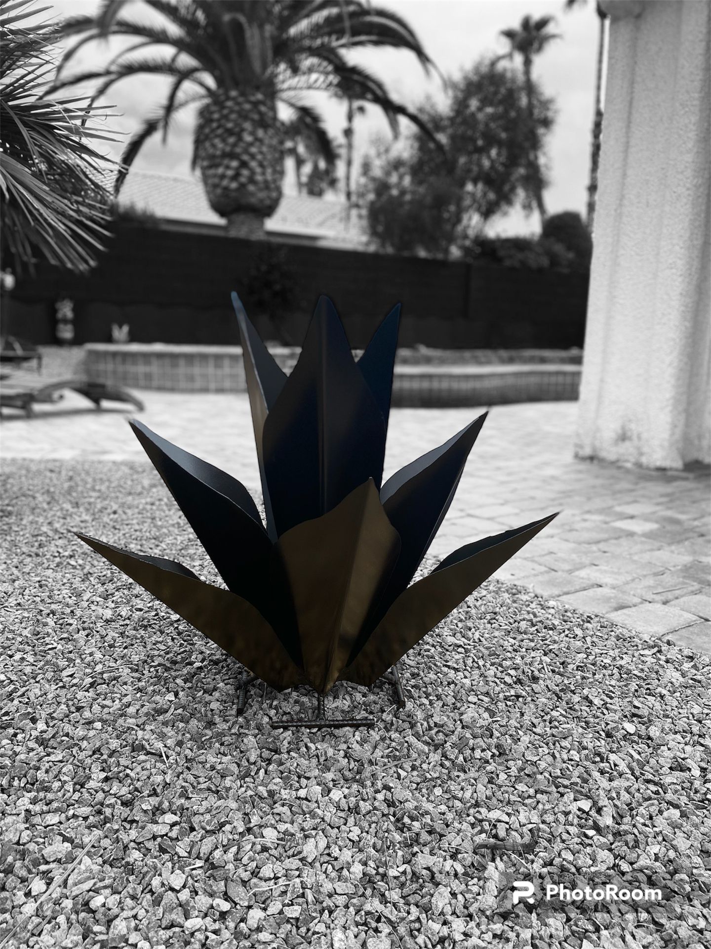 Metal Plant Yard Art