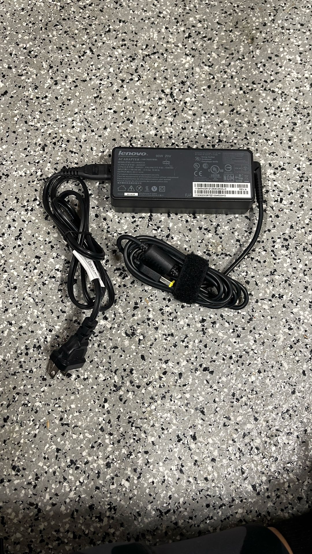 Lenovo 90W AC Adapter With Slim Tip Connector