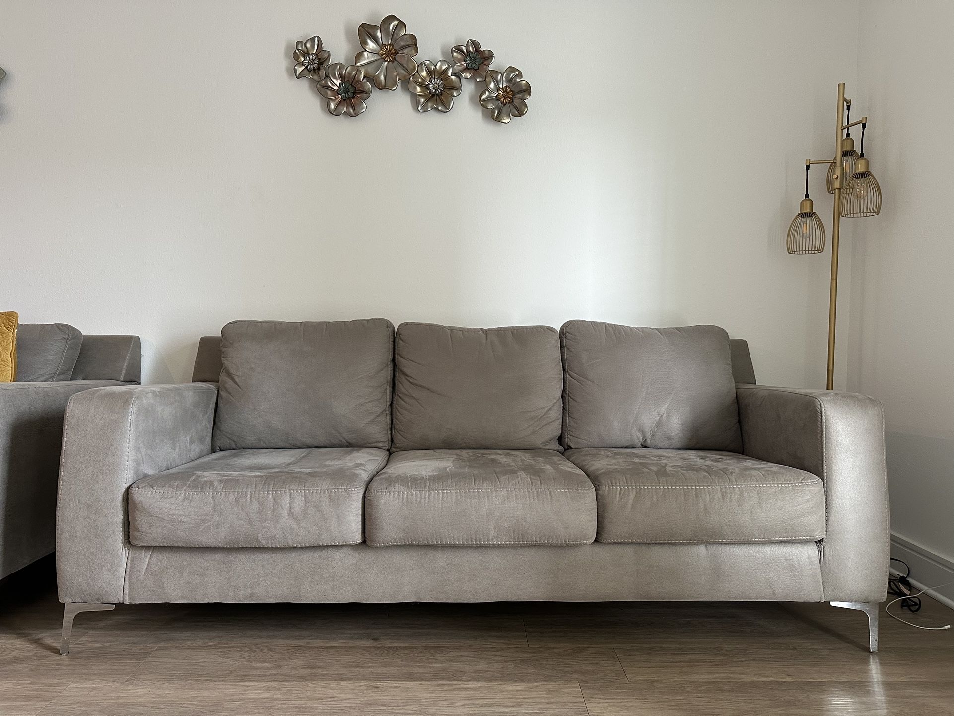 Sofa Set For Sale