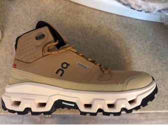 Boots Cloudrock Mid Waterproof hiking