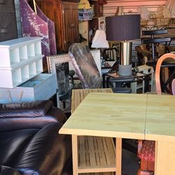 🏷️ STORAGE LIQUIDATION SALE – EVERYTHING MUST GO! 🏷️

