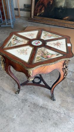 French Louis XV–Style Decorative Table