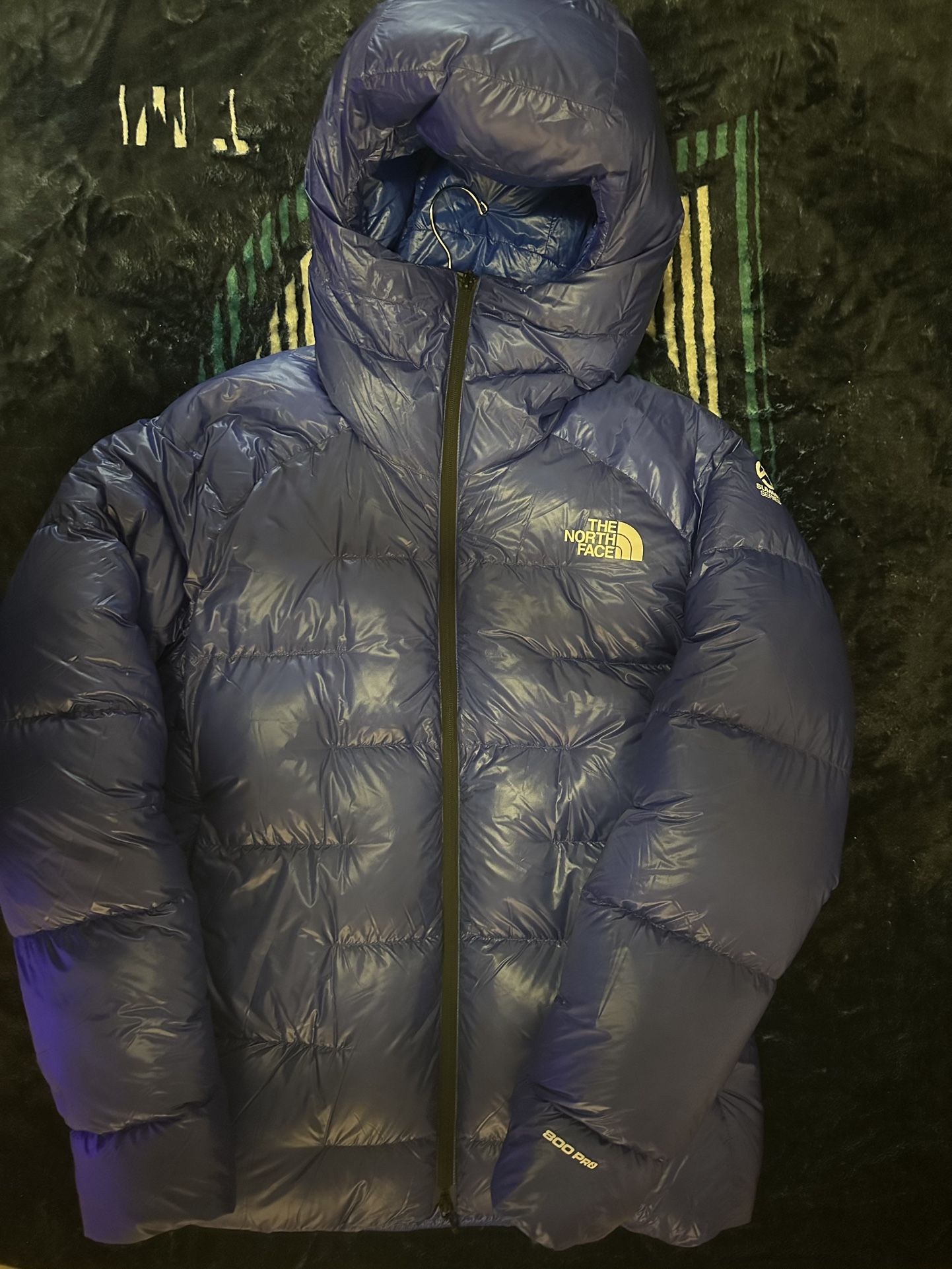 The North Face Summit Pumori Down Parka Sz-Large