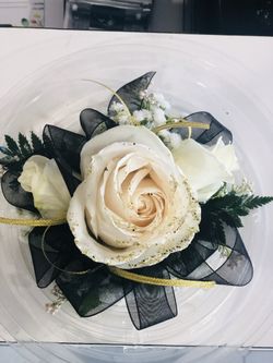 Corsage Set Ready For Pick Up Special Price Call For Info