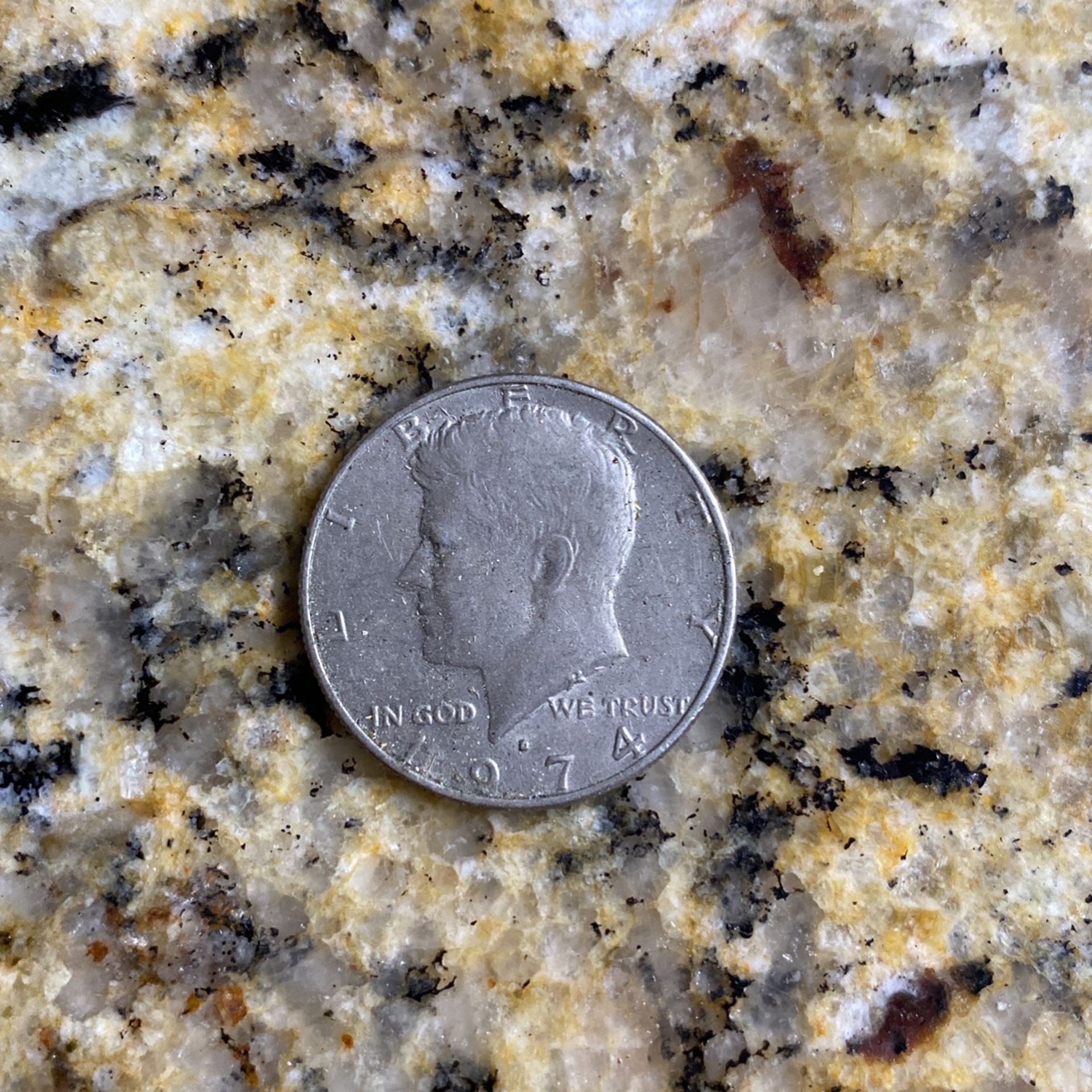 liberty coin 1974 Kennedy Half Dollar