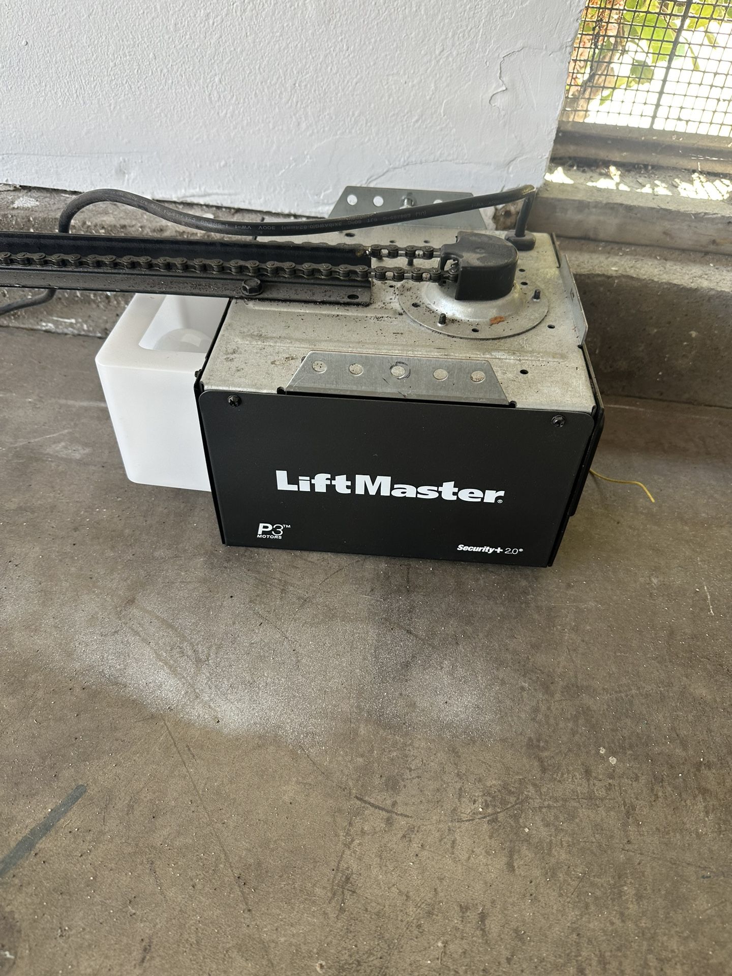 LiftMaster Garage door opener P3 Security+ 2.0