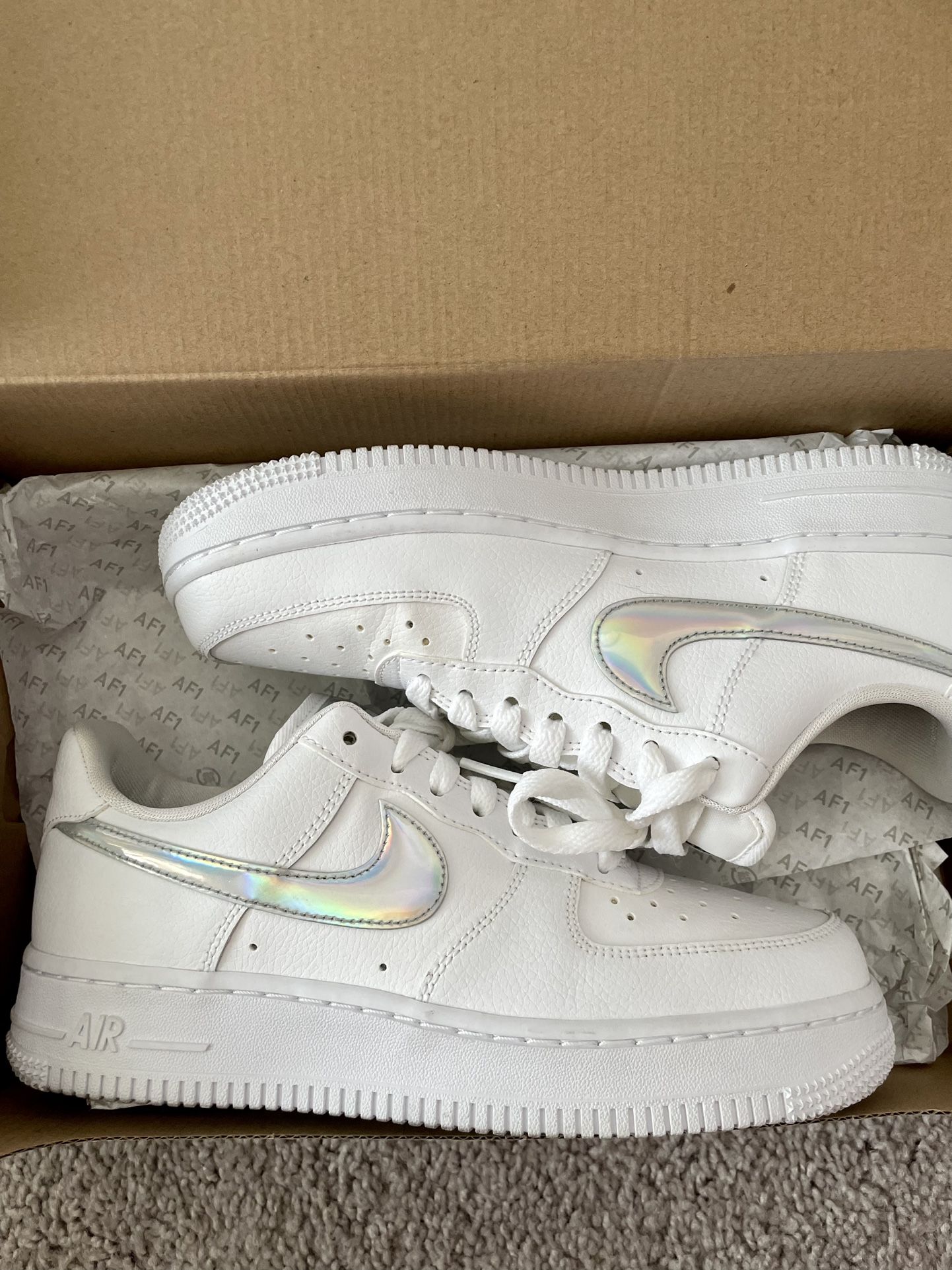 Nike Air Force Low Top Women Size 7