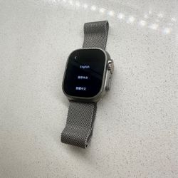 Apple Watch Ultra (49mm Titanium) with titanium band