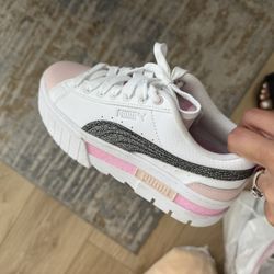 Puma 5c Never Worn Women’s/girls 