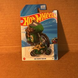 Hot Wheels 1966 Triumph Tiger 100 Treasure Hunt (Milwaukie,OR)