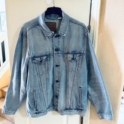 Levi’s Iconic Trucker Denim Jacket Size 2XL
